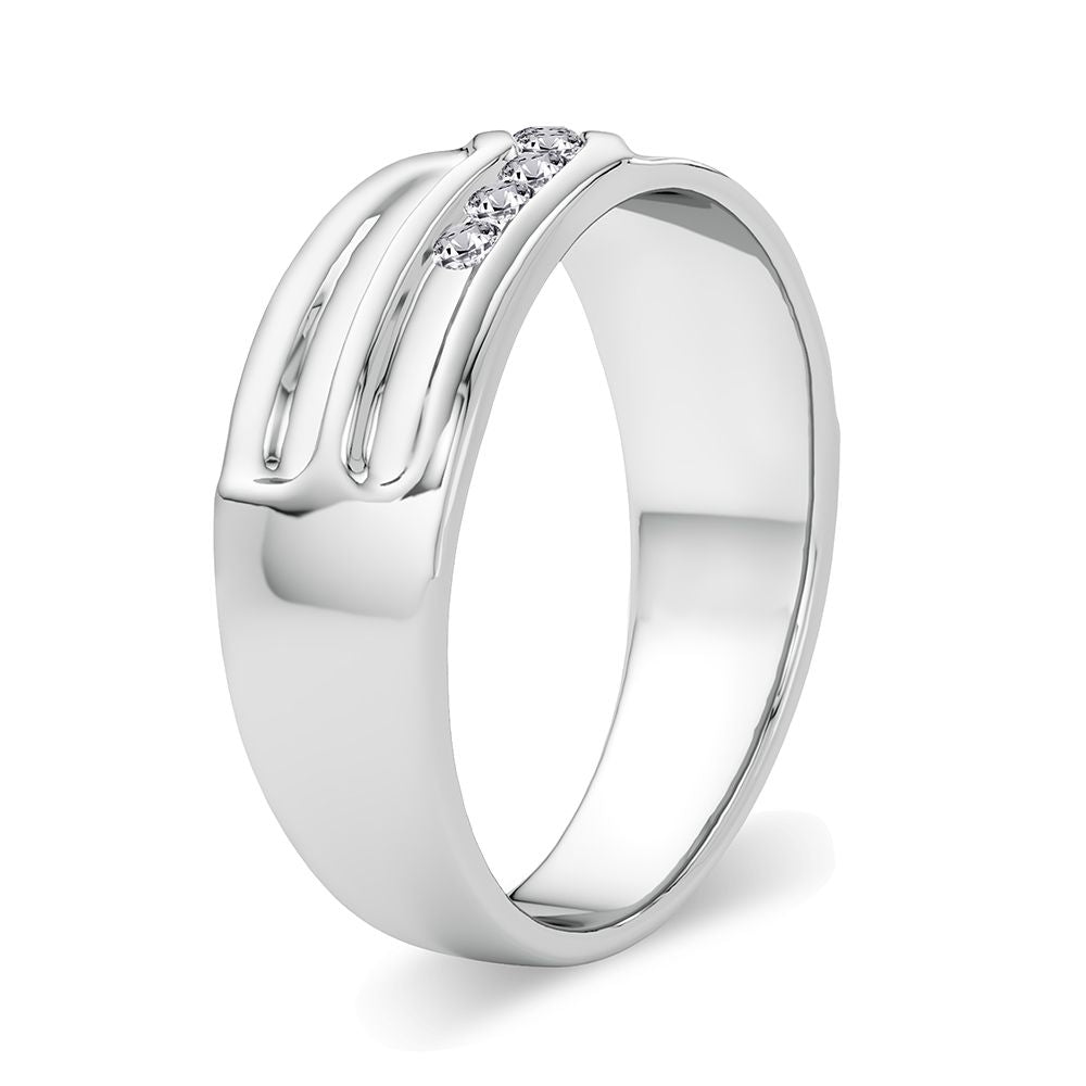 14K 0.15CT Diamonf Band